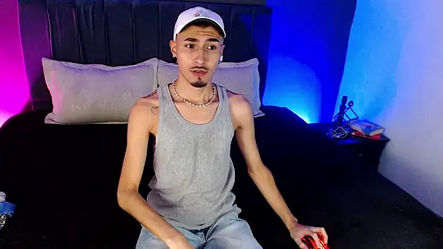 Toyboy richard online show from July 14, 10:21 am