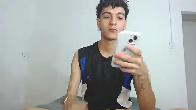 Snapshot of Sam_Cute3 chatting on September 25, 9:57 pm Sam Cute3 online show from September 25, 9:57 pm