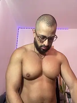 magnumchris online show from May 27, 1:41 pm