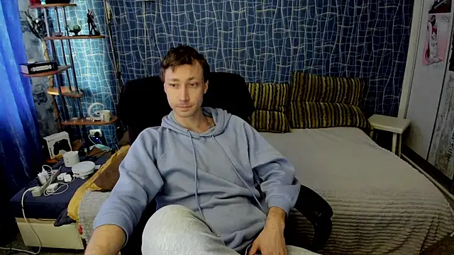 CuteBoy228 online show from April 28, 12:54 pm