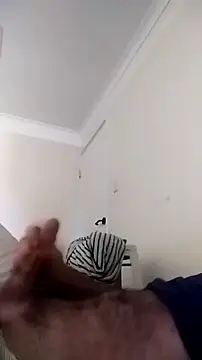 straightozgoesdwn online show from February 13, 10:59 pm