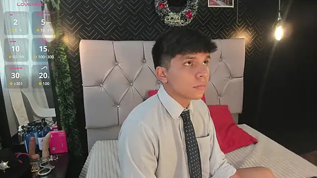 Thiago Kozak online show from December 15, 1:52 pm