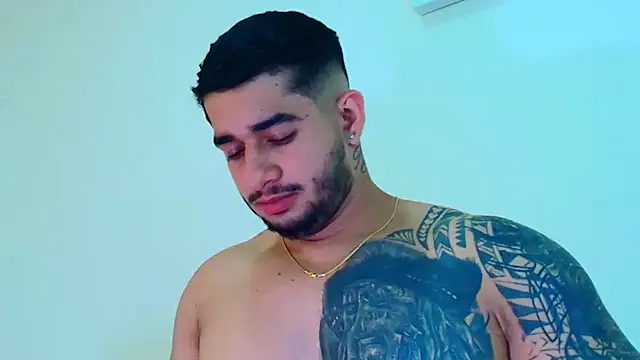 king falconer online show from February 5, 6:42 am