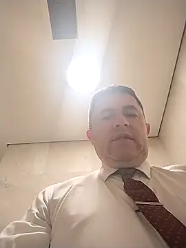 BigCristh79 online show from April 2, 12:30 am