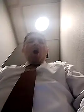 BigCristh79 online show from November 17, 5:05 pm