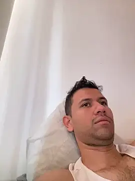 Michaell Spinelly online show from April 1, 7:11 pm