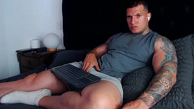 Shane Clay online show from May 27, 6:27 pm