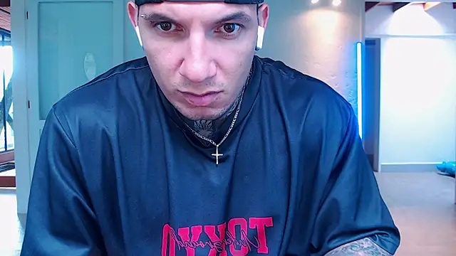 Shane Clay online show from May 16, 12:03 pm