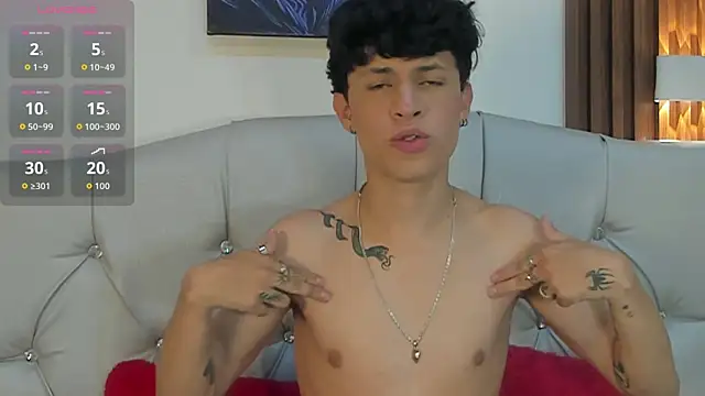 Axel  Evans online show from May 26, 2:13 pm