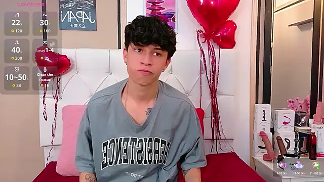 Axel  Evans online show from February 13, 1:38 pm