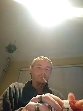 piercingpik online show from November 24, 9:38 pm