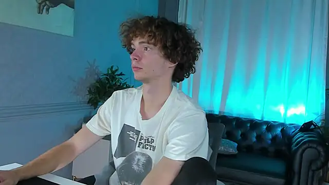 Snapshot of Tommy_Jamm chatting on October 14, 3:08 pm Tommy Jamm online show from October 14, 3:08 pm