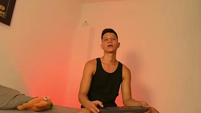 Twinkcock22 online show from November 14, 1:42 am