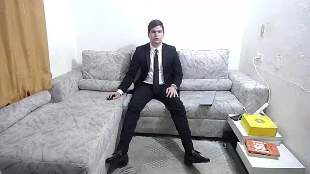 Victor Maitland online show from April 3, 3:47 am