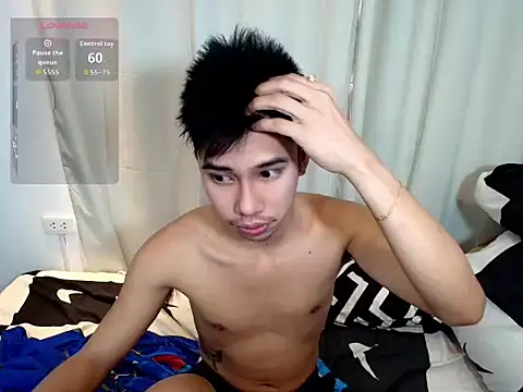 Ur pinoyhotbrix online show from March 29, 11:49 pm