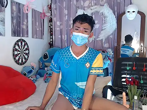 Snapshot of good_boy_in_bed chatting on September 30, 3:48 pm good boy in bed online show from September 30, 3:48 pm