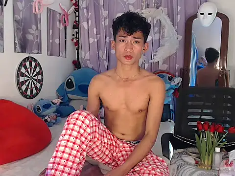 Snapshot of good_boy_in_bed chatting on September 10, 6:50 pm good boy in bed online show from September 10, 6:50 pm