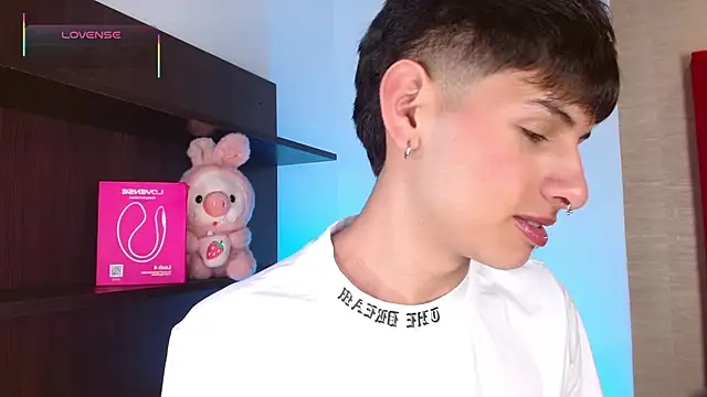 Ezra Storm online show from November 30, 5:20 am