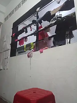 Tom Hardy11 online show from March 24, 10:31 am