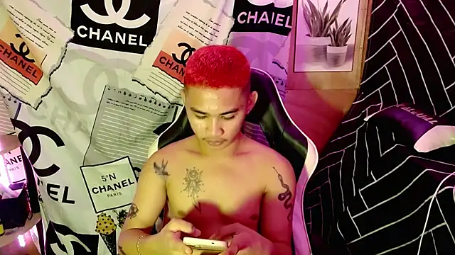 asianhardcock25 online show from September 29, 10:24 am