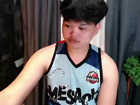 Reynelcock online show from April 4, 10:12 am