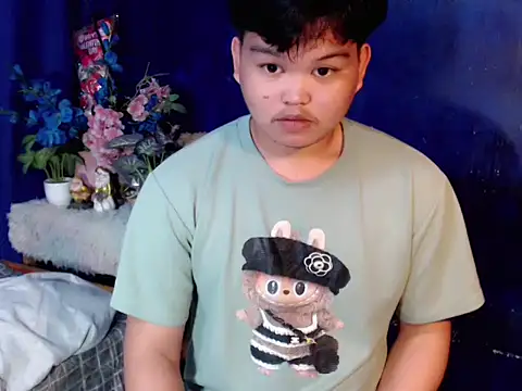 Reynelcock online show from February 26, 4:58 am