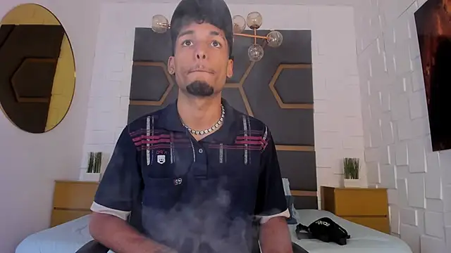 Thiagoferreti online show from November 8, 8:34 pm