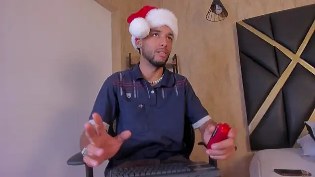 Thiagoferreti online show from December 22, 3:14 am