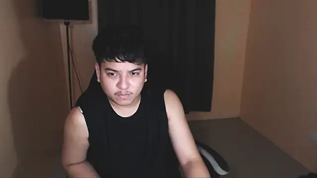 Snapshot of Prince_Killian chatting on October 18, 8:14 pm Prince Killian online show from October 18, 8:14 pm