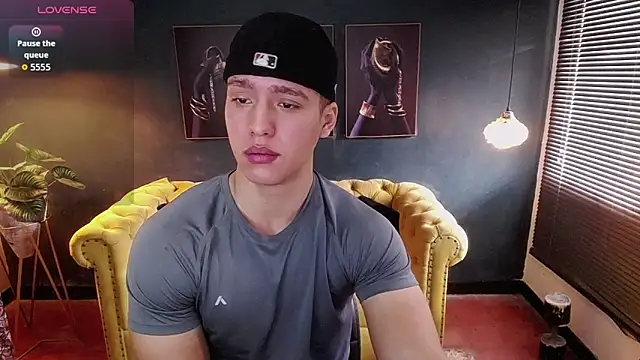 deivid parker online show from December 3, 2:23 pm