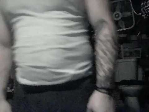 Twoslipperywhenwett online show from November 17, 2:58 am