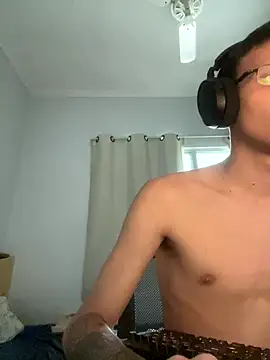 safadezanunes2 online show from December 19, 3:53 pm