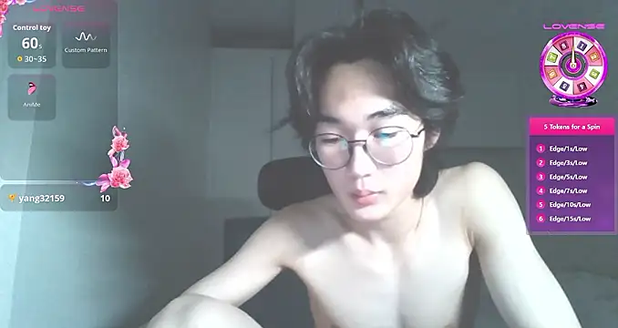 Snapshot of imurboy chatting on October 18, 8:03 pm imurboy online show from October 18, 8:03 pm