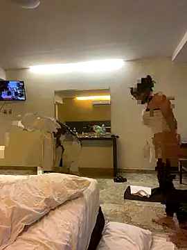 mazerhot online show from September 13, 11:44 am