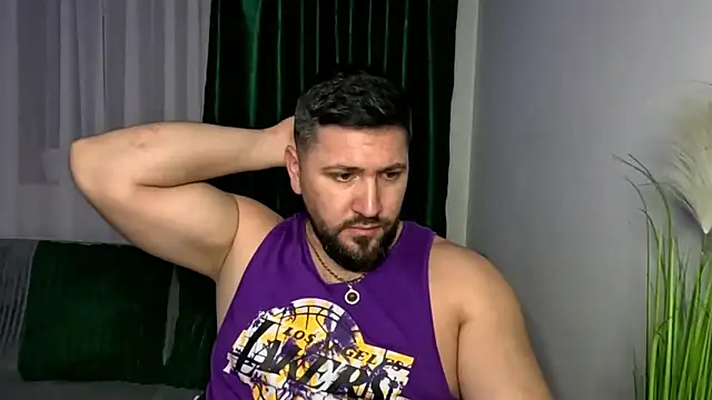 Gold Alpha Boy online show from April 4, 8:28 pm