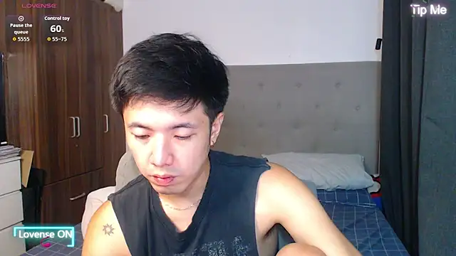 Addictiveboi online show from January 9, 4:07 am