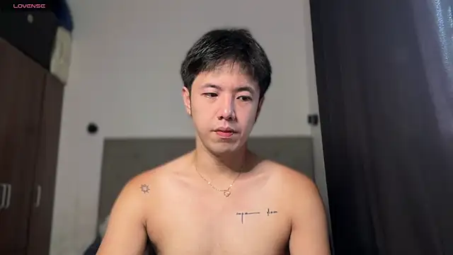Addictiveboi online show from July 18, 2:29 am