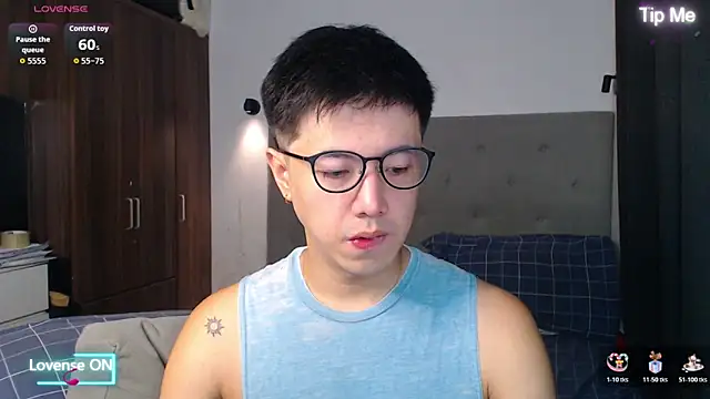 Addictiveboi online show from November 18, 2:15 am