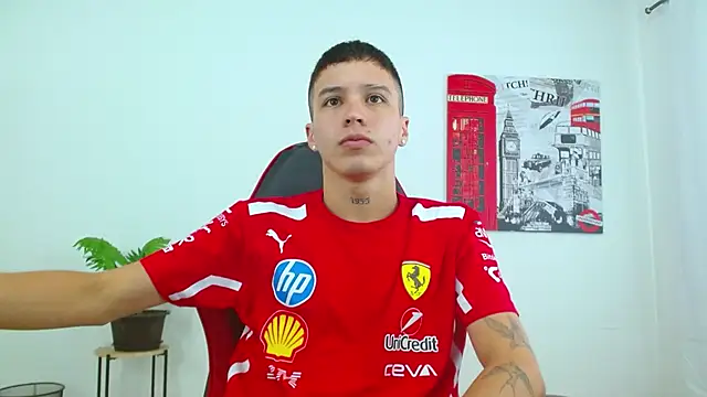 Cumandres18 online show from November 25, 2:19 pm