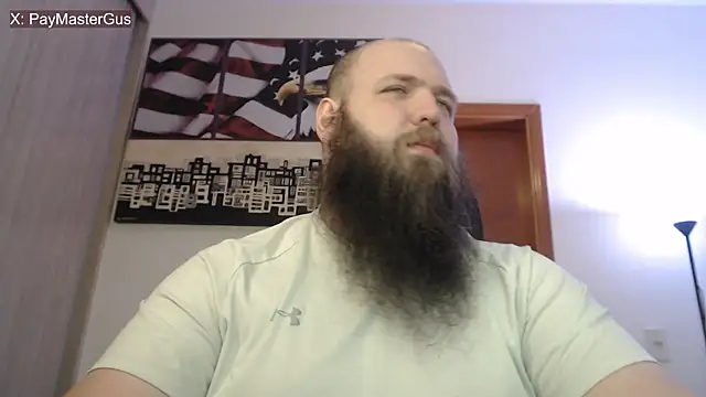 Snapshot of PayMasterGus chatting on September 29, 4:22 am PayMasterGus online show from September 29, 4:22 am