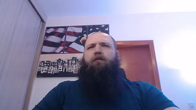 Snapshot of PayMasterGus chatting on September 11, 4:55 am PayMasterGus online show from September 11, 4:55 am