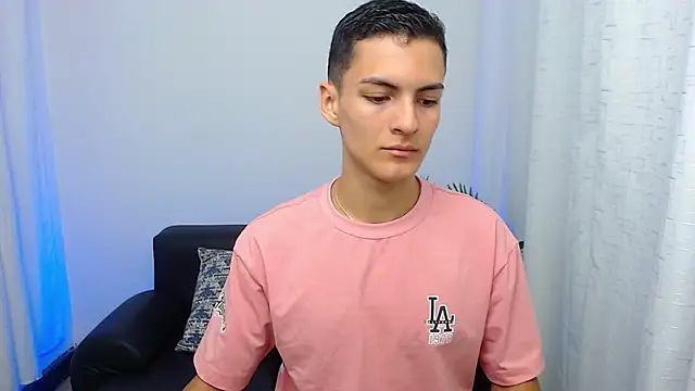 Matiius18 online show from October 27, 1:57 pm