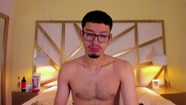 Jaxon Carter online show from April 19, 2:11 am