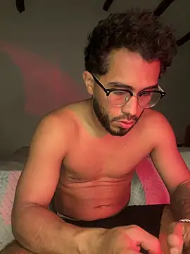 TU-MORENOO online show from January 18, 6:48 am