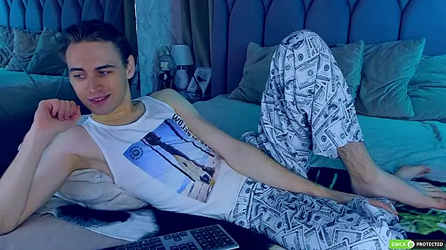 WilliamDyson online show from October 15, 3:14 am