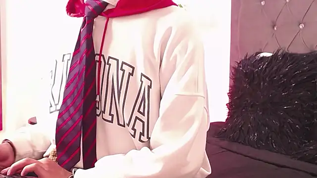 OzorioDany online show from September 12, 3:28 am