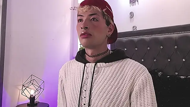 OzorioDany online show from September 15, 4:03 am