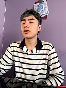 AlexanderCollman online show from November 8, 1:03 pm