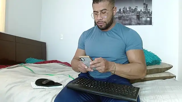 AntonyDAngelo25 online show from September 14, 9:28 pm