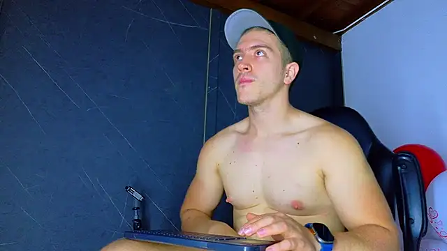 ALANNFERRER online show from February 14, 11:27 am